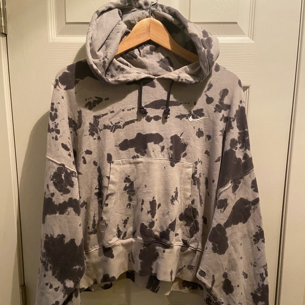 Nike Women’s Hoodie Sweatshirt- Size Medium